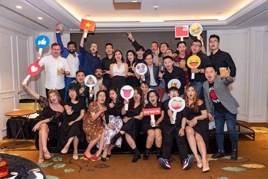 RED2 Digital photo 3